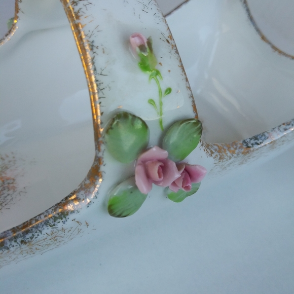 Lefton China Basket with Raised Roses Fine Porcelain - Picture 8 of 15